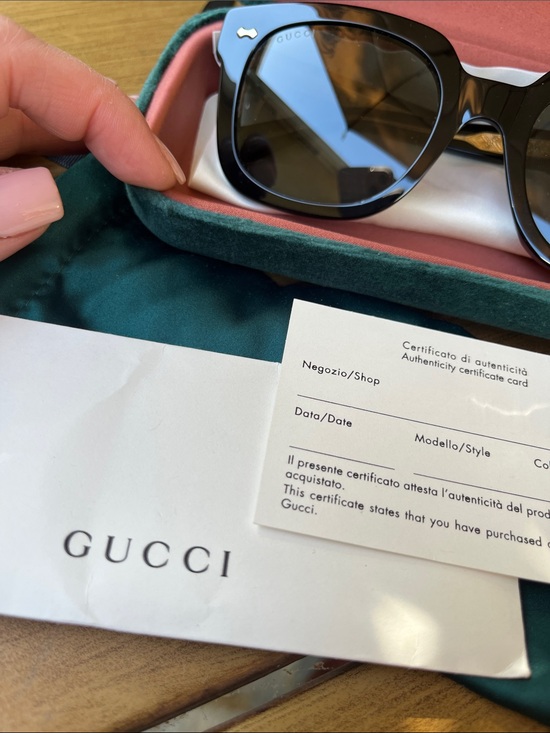 Gucci Black Square Sunglasses. main image 12